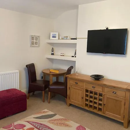 8 The Landings * Filey